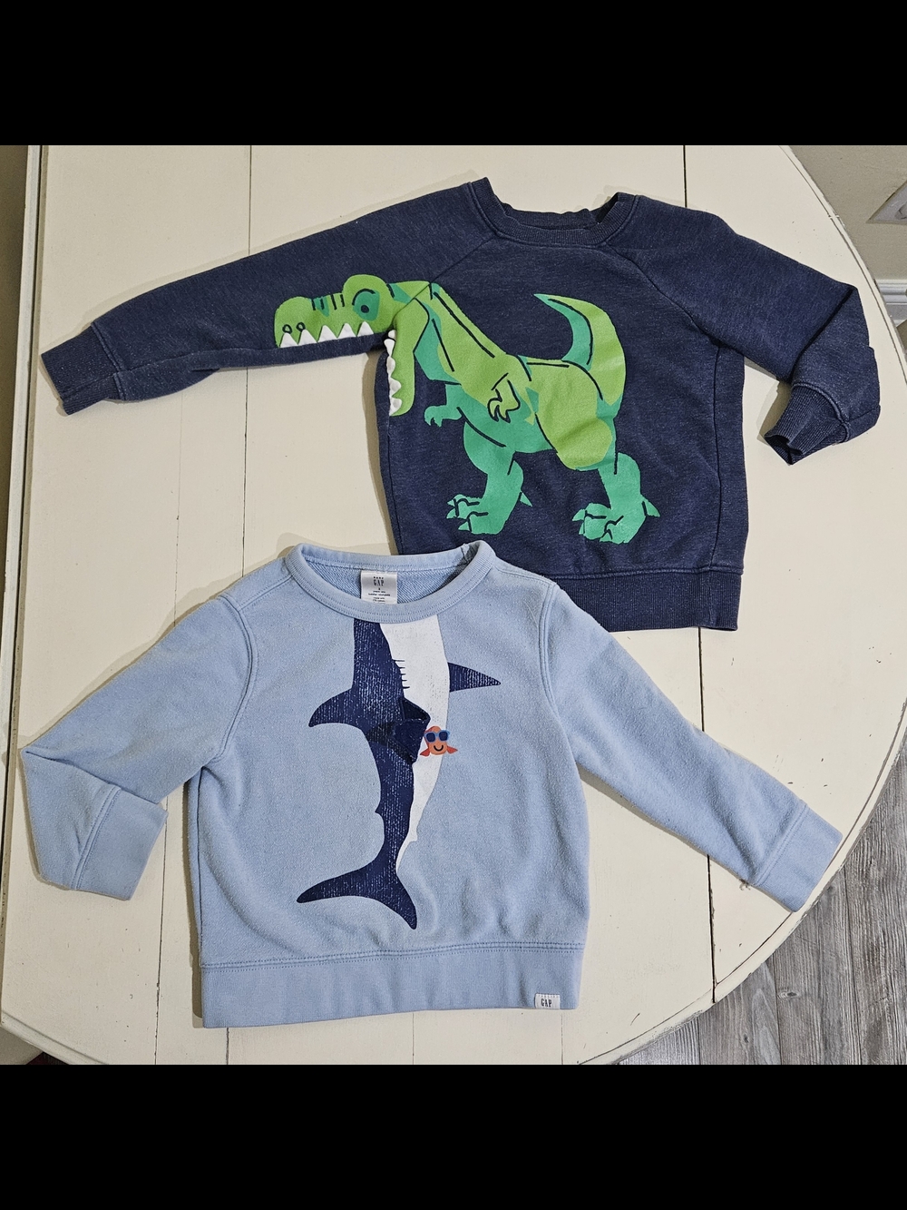 3T Graphic Sweaters